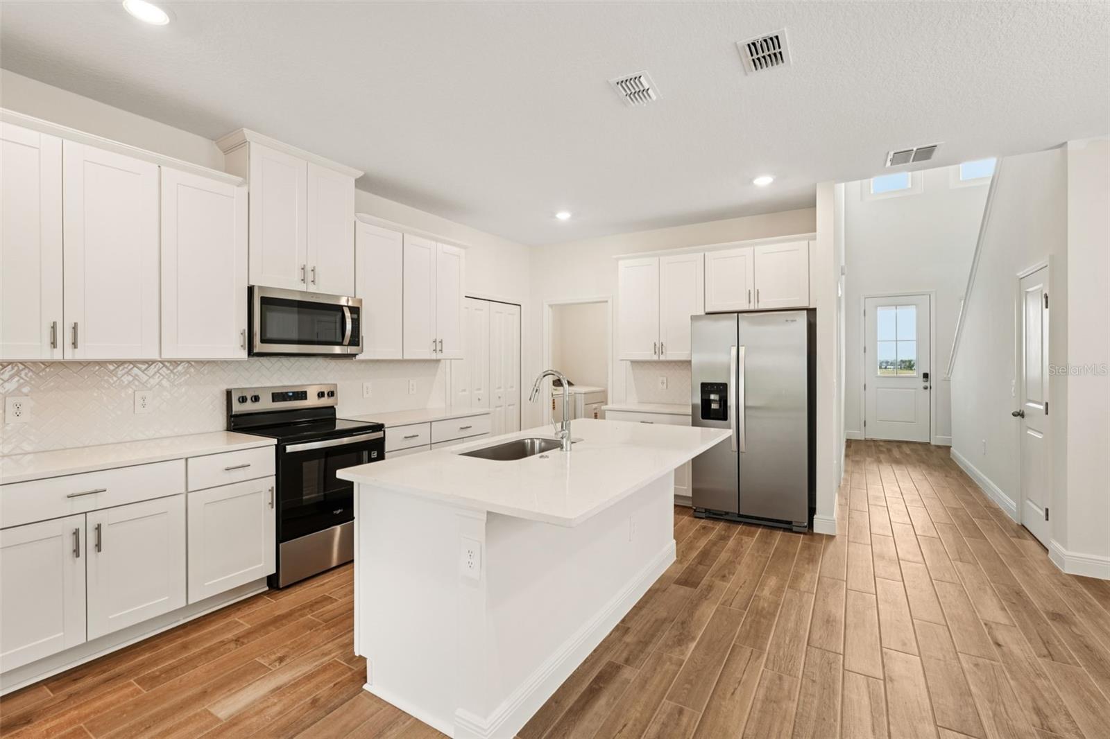 Image 5 of 23 For 2288 Hen Road