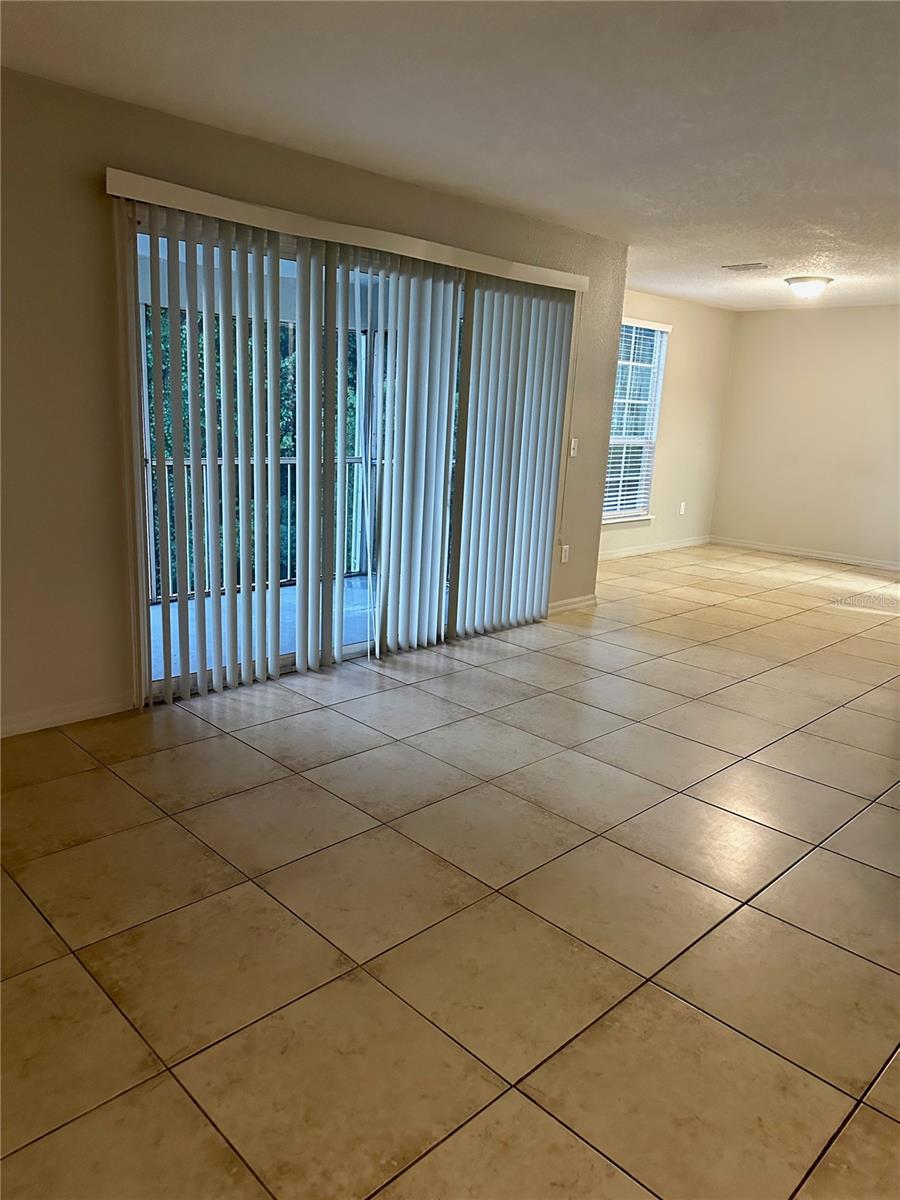 Image 2 of 14 For 4165 Versailles Drive 4165g