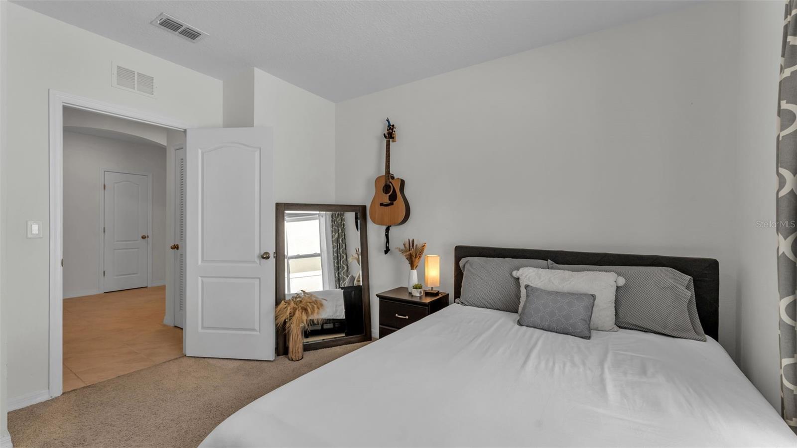 Image 15 of 50 For 182 St Thomas Drive