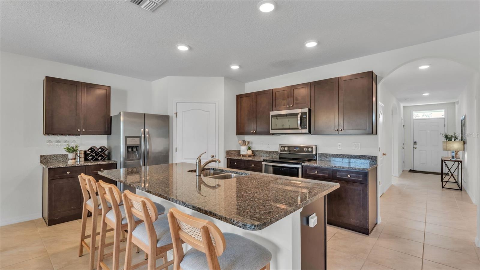 Image 18 of 50 For 182 St Thomas Drive