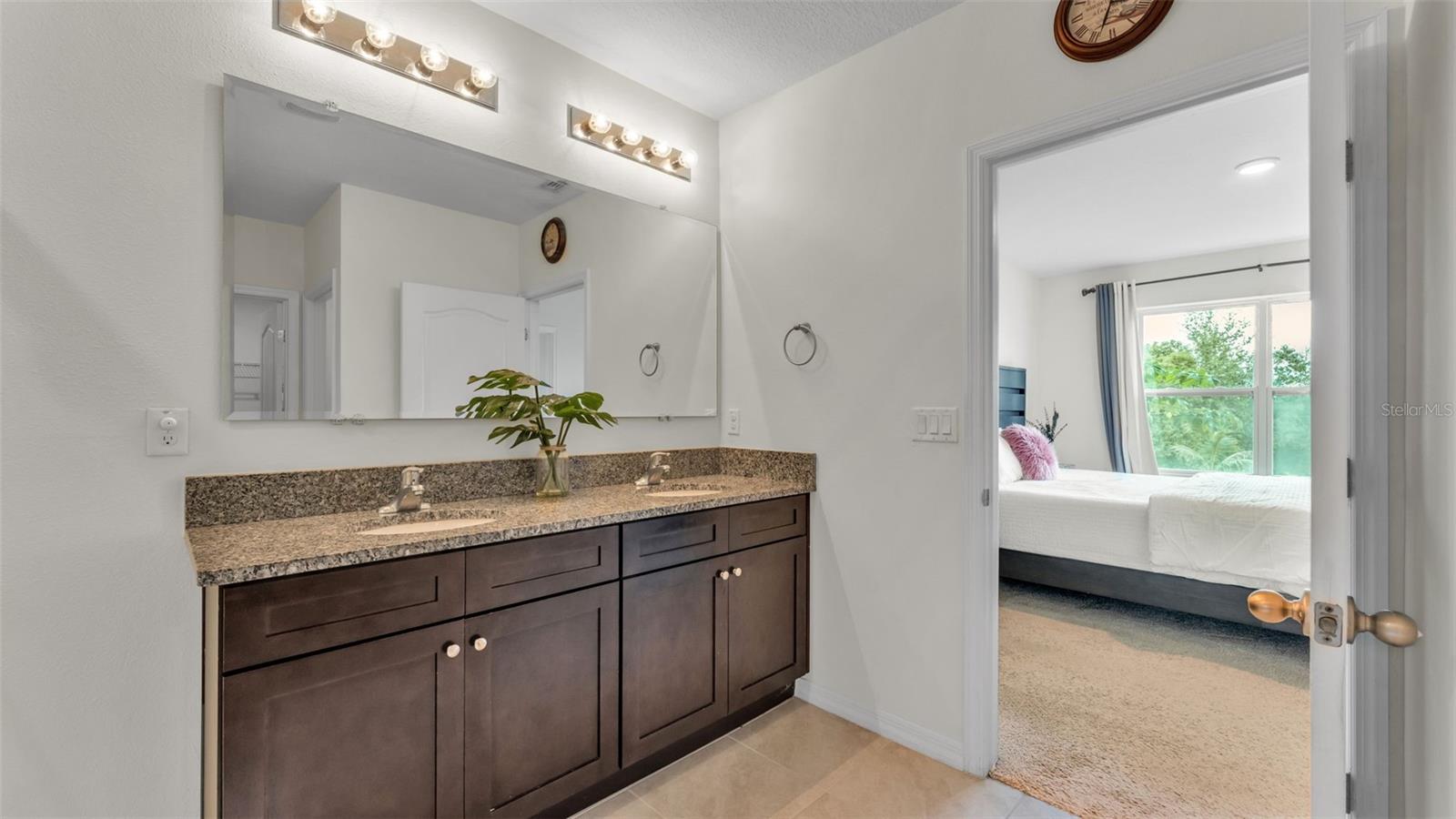 Image 34 of 50 For 182 St Thomas Drive