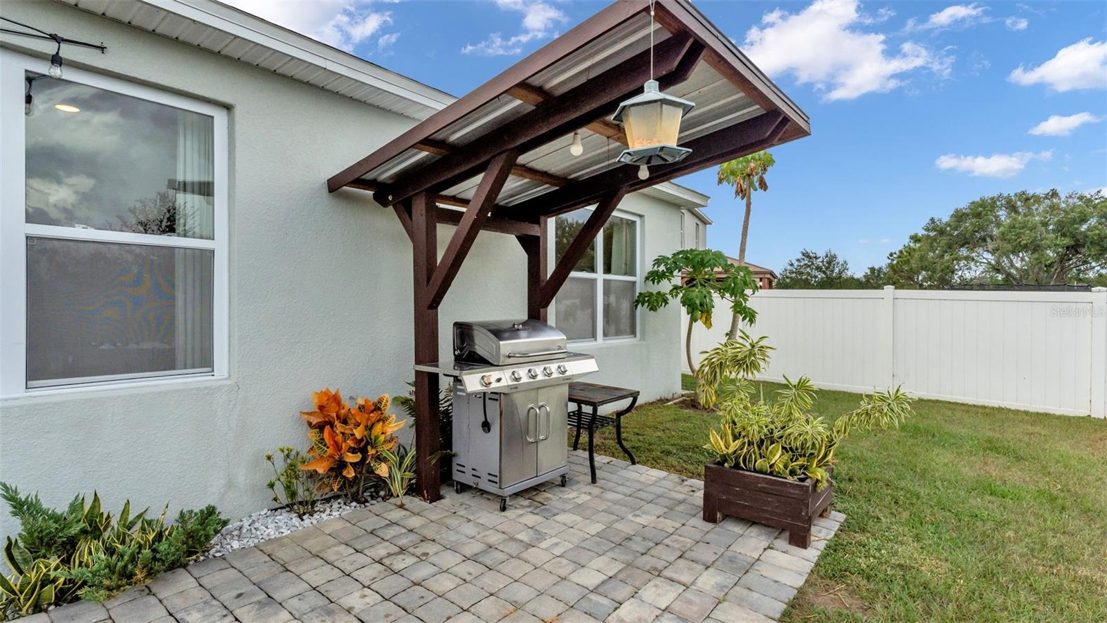 Image 41 of 50 For 182 St Thomas Drive