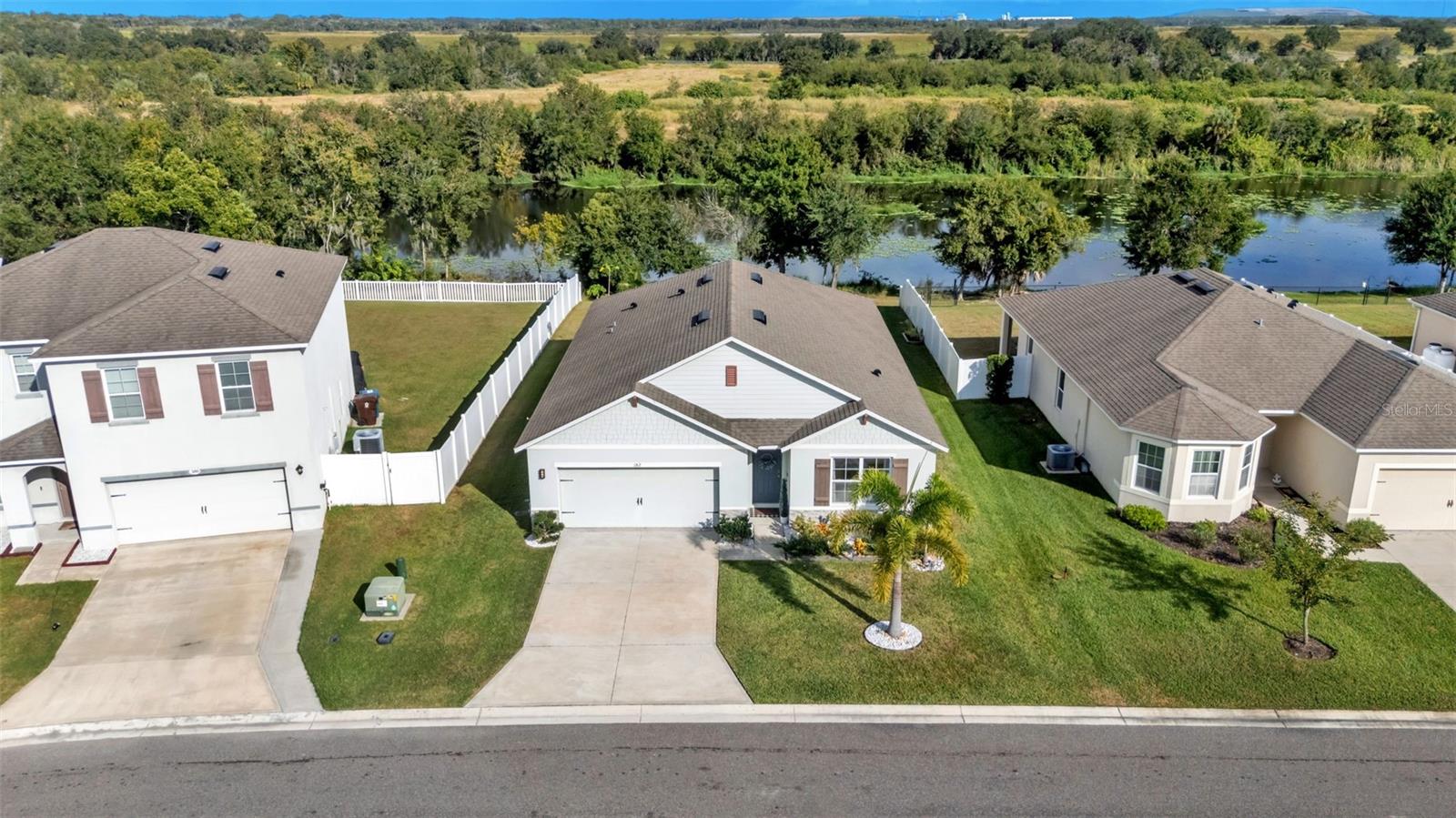 Image 45 of 50 For 182 St Thomas Drive