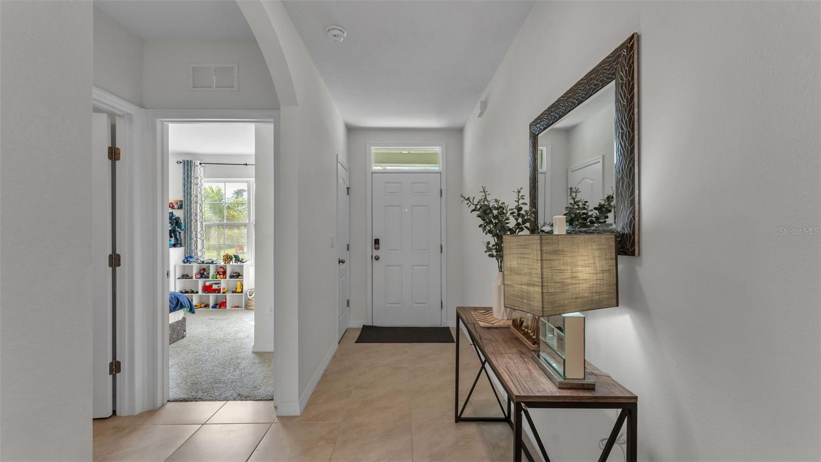 Image 5 of 50 For 182 St Thomas Drive