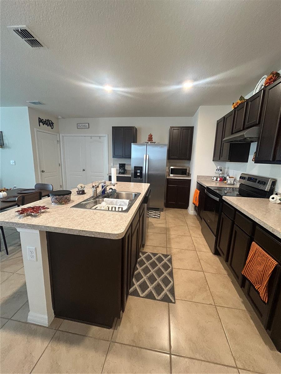 Image 18 of 58 For 1396 Berry Lane