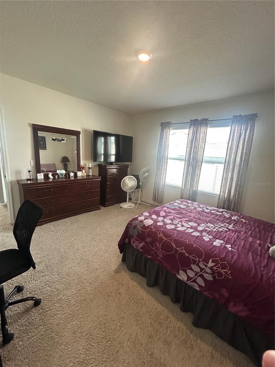 Image 31 of 58 For 1396 Berry Lane
