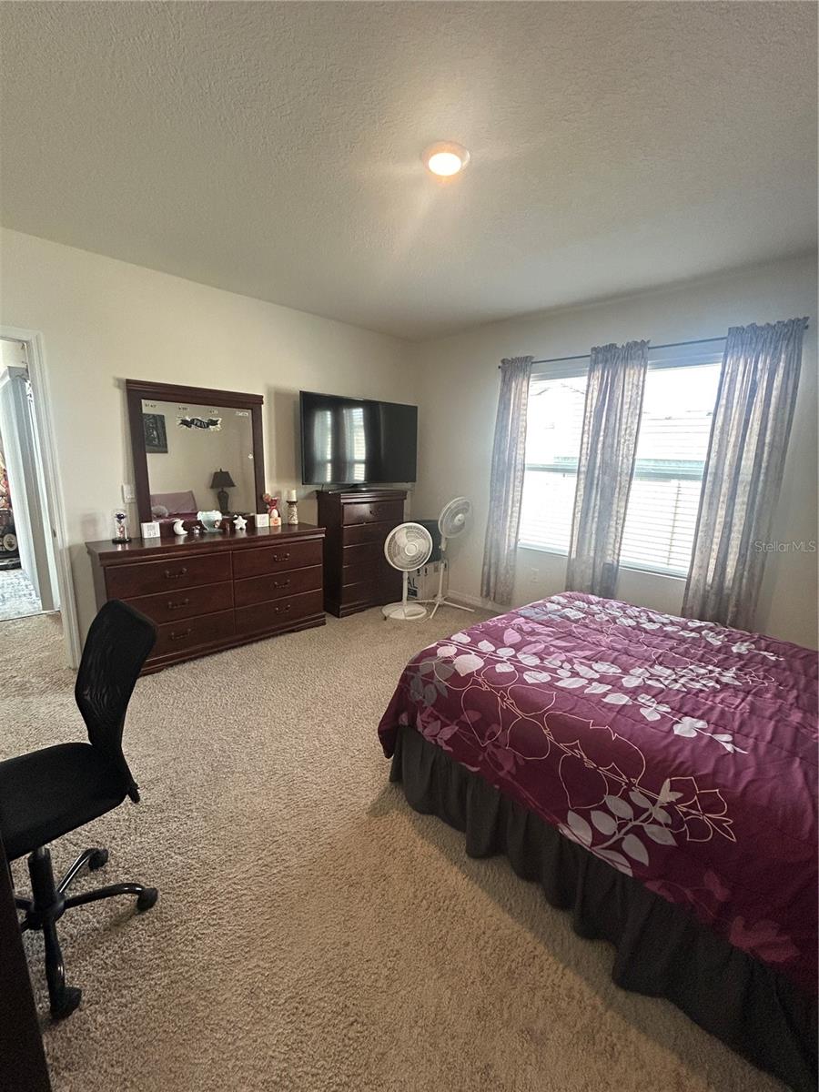Image 33 of 58 For 1396 Berry Lane