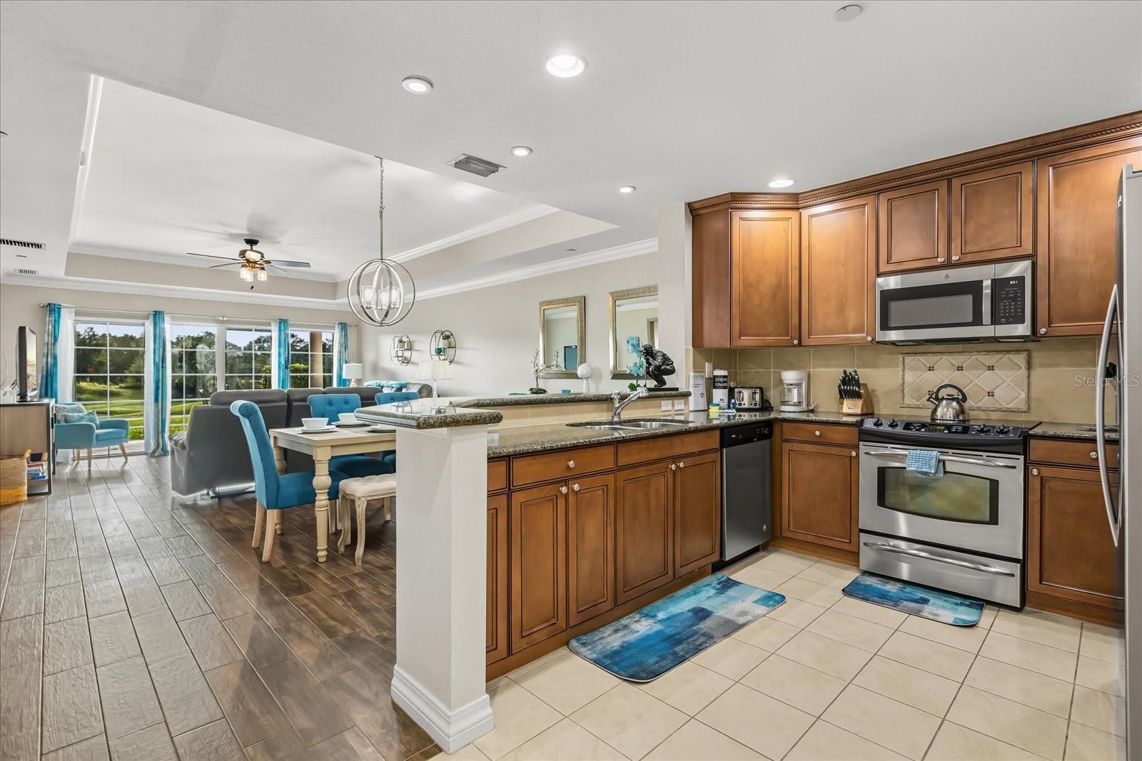 Image 4 of 33 For 7604 Cabana Court 103