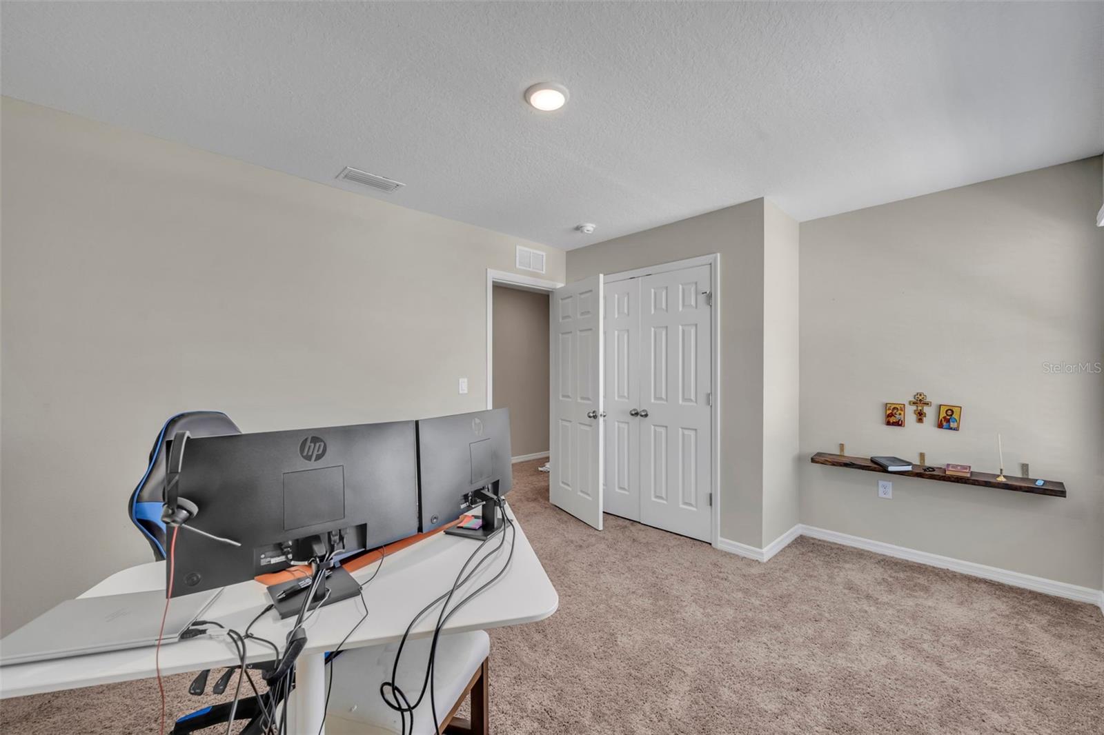 Image 30 of 47 For 2402 Oakwood Lane