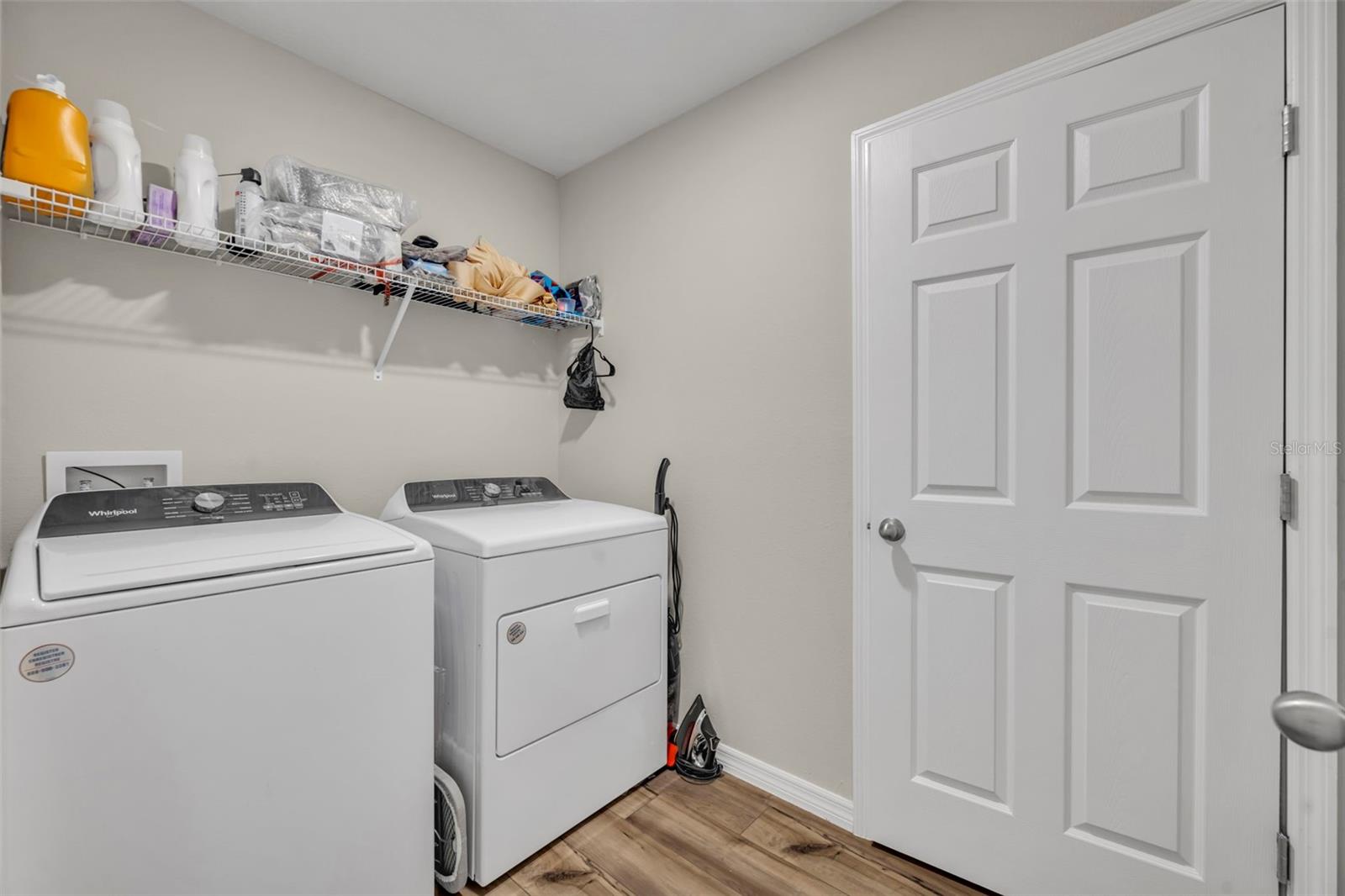 Image 34 of 47 For 2402 Oakwood Lane