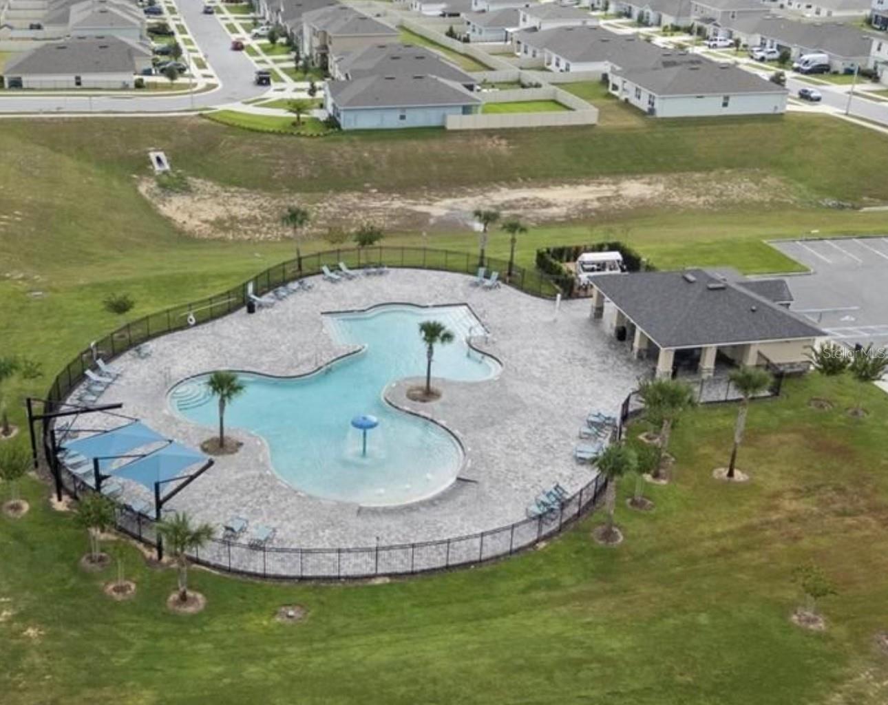 Image 43 of 47 For 2402 Oakwood Lane