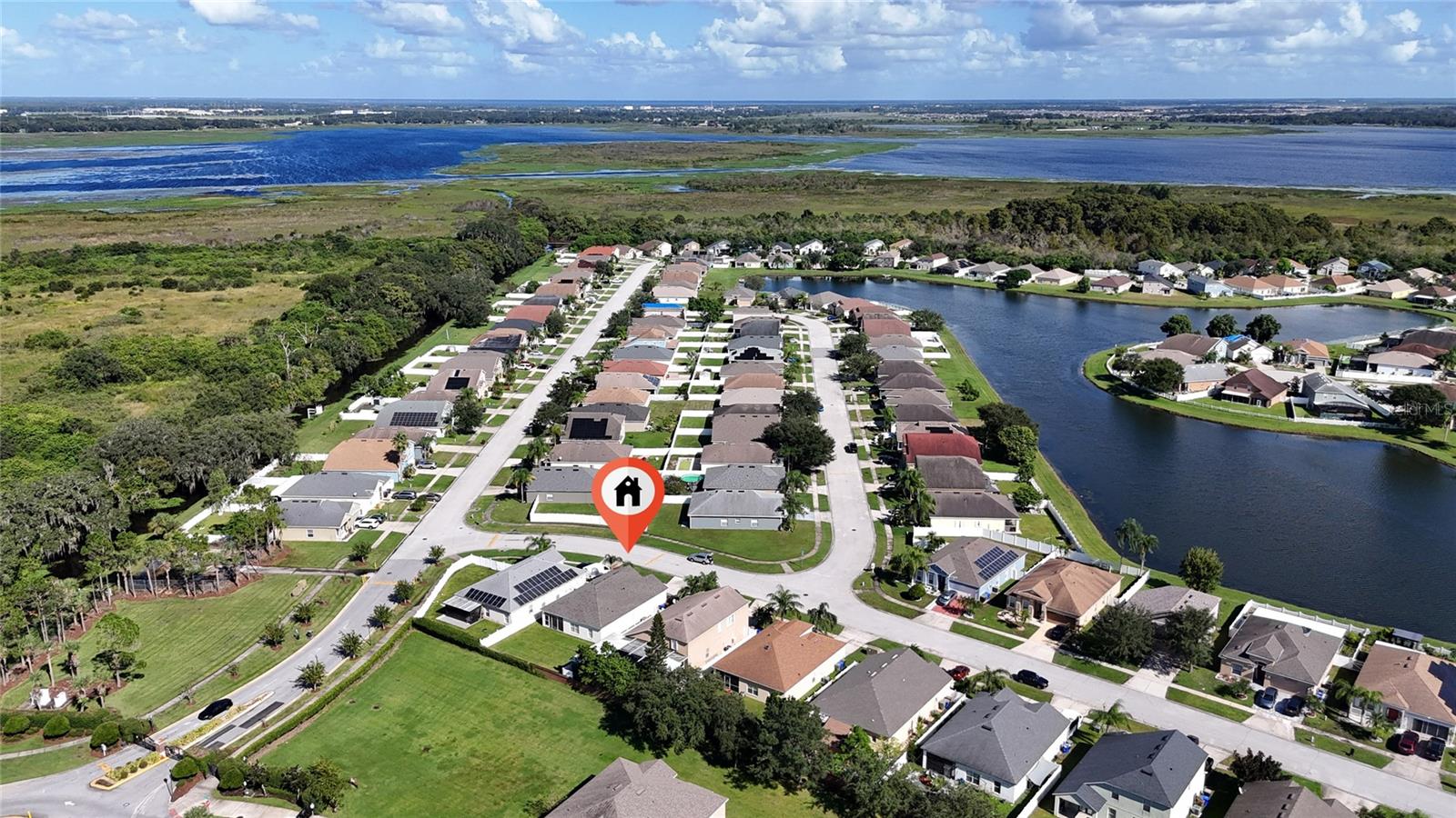 Image 7 of 32 For 607 Hacienda Circle