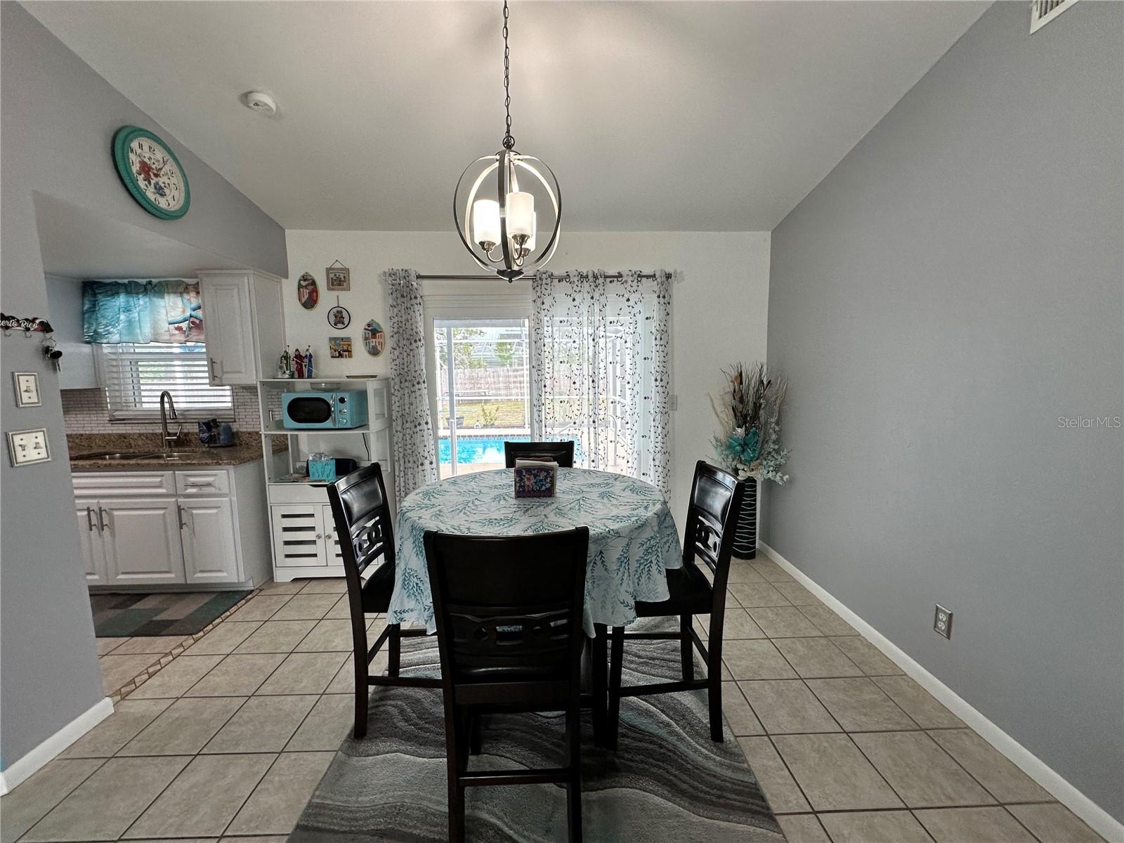 Image 10 of 40 For 4299 Goldcoast Avenue