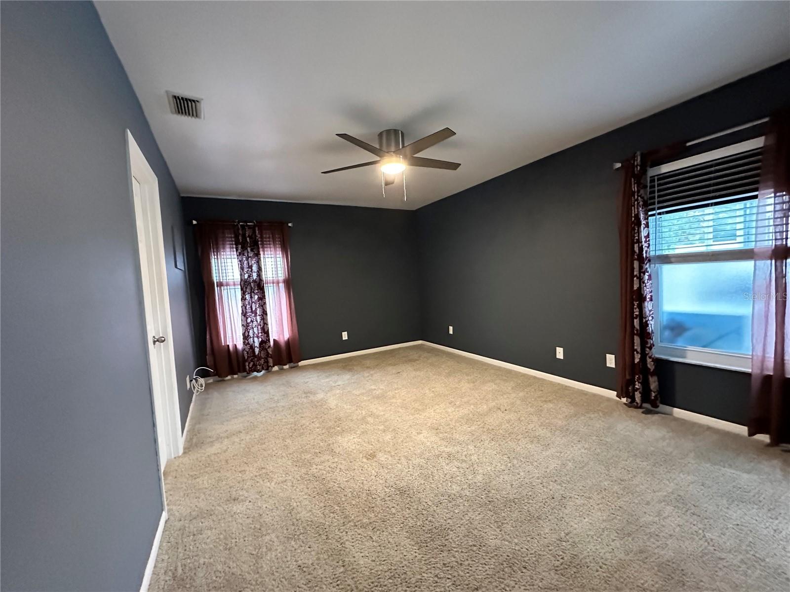 Image 22 of 40 For 4299 Goldcoast Avenue