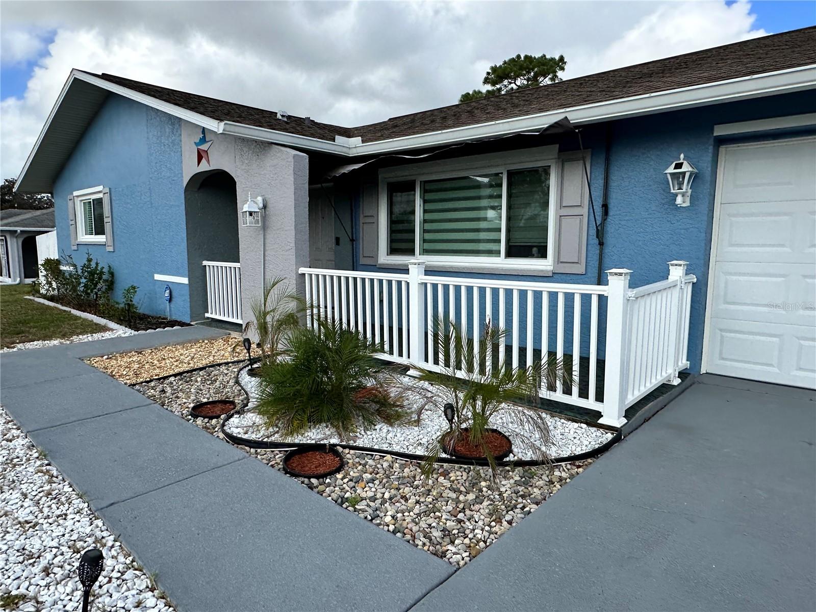 Image 3 of 40 For 4299 Goldcoast Avenue