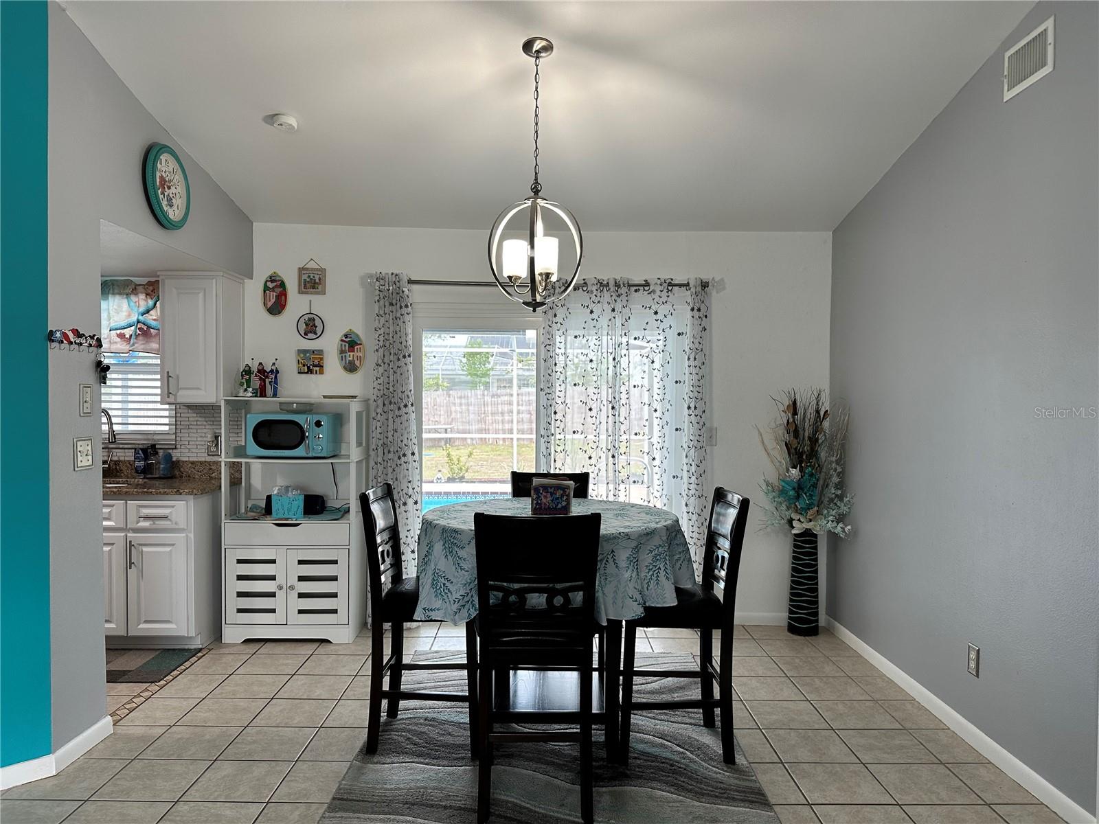 Image 8 of 40 For 4299 Goldcoast Avenue