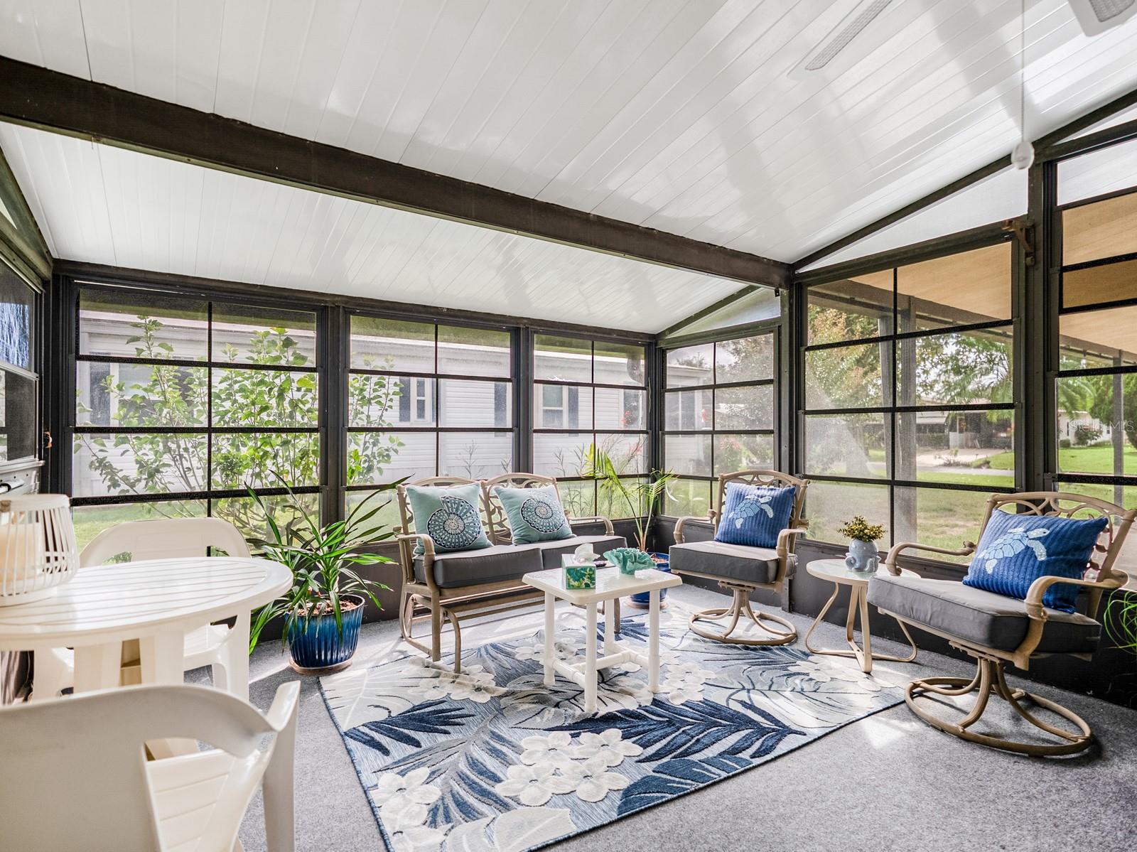 Image 23 of 29 For 412 Tivoli Park Dr