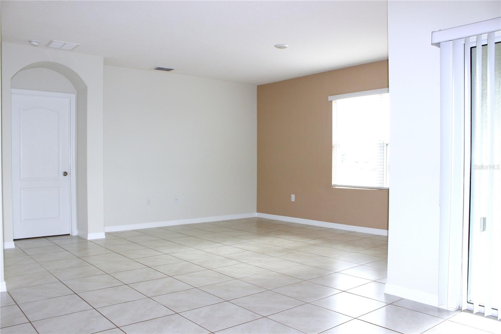 Image 21 of 74 For 622 Peyton Brooke Way