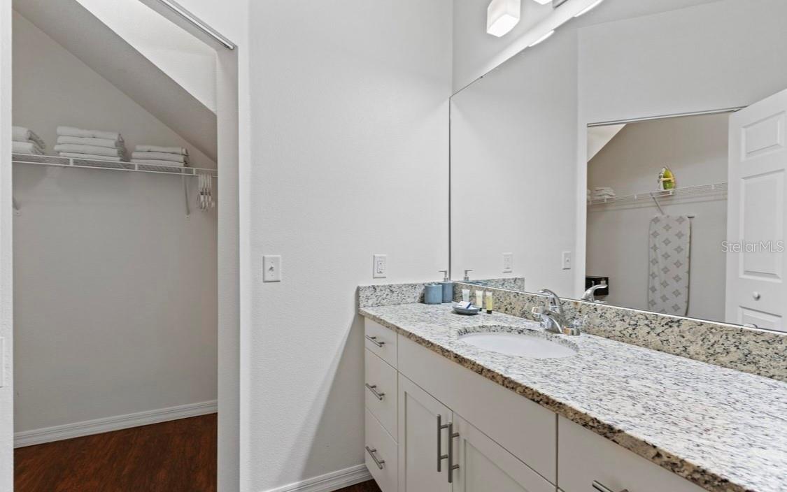 Image 16 of 35 For 3210 Guana Way