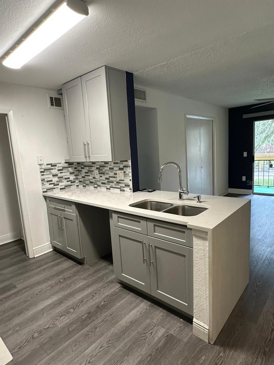 Image 4 of 24 For 5291 Images Circle 207