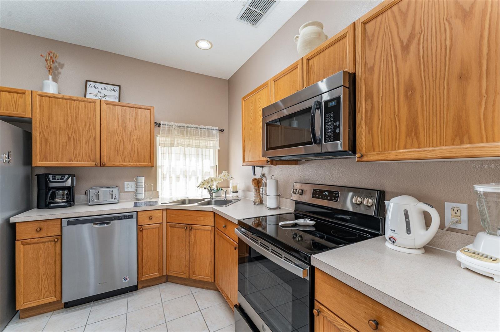 Image 5 of 26 For 2220 Wyndham Palms Way