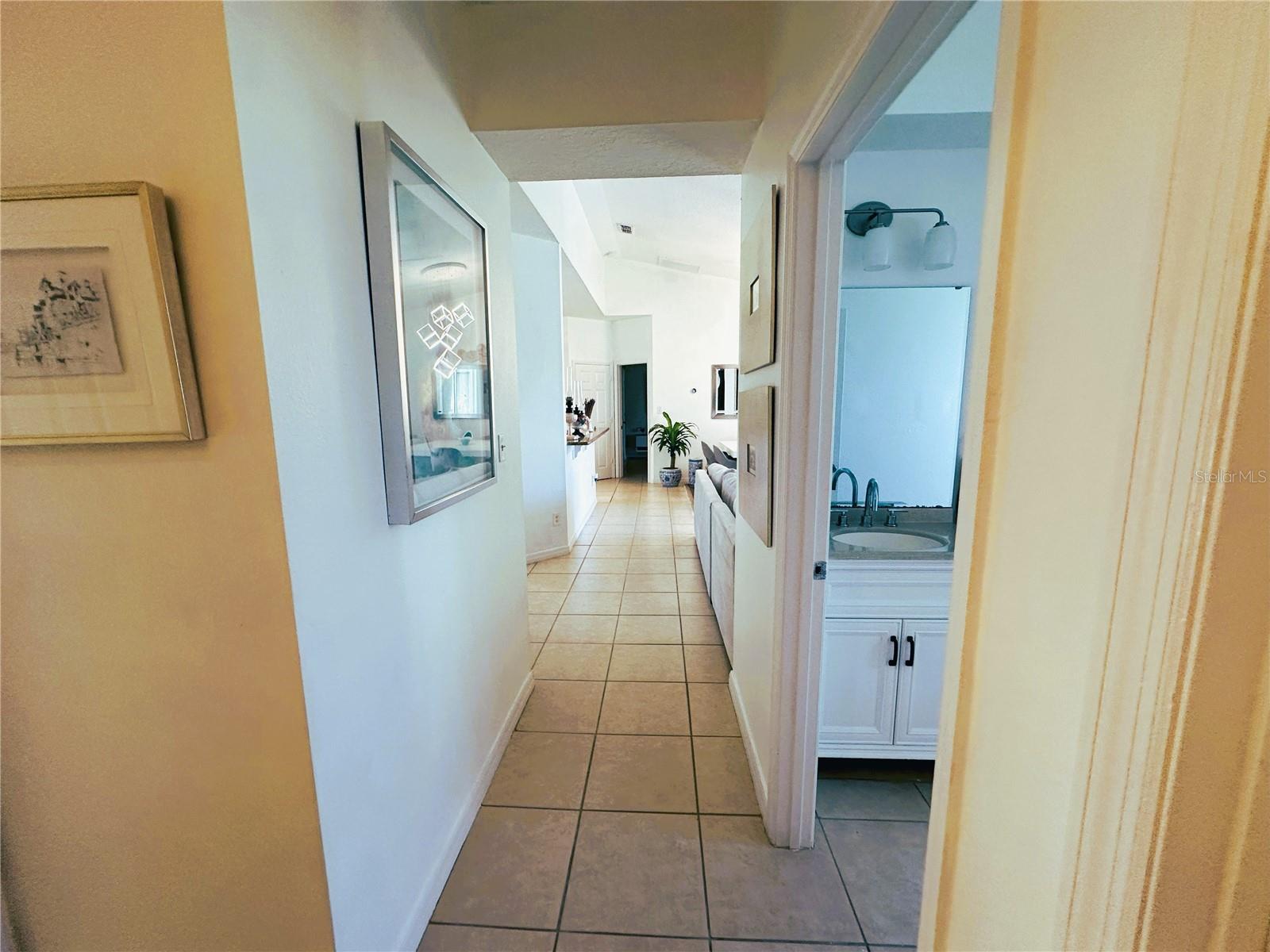 Image 24 of 43 For 700 Castillo Place