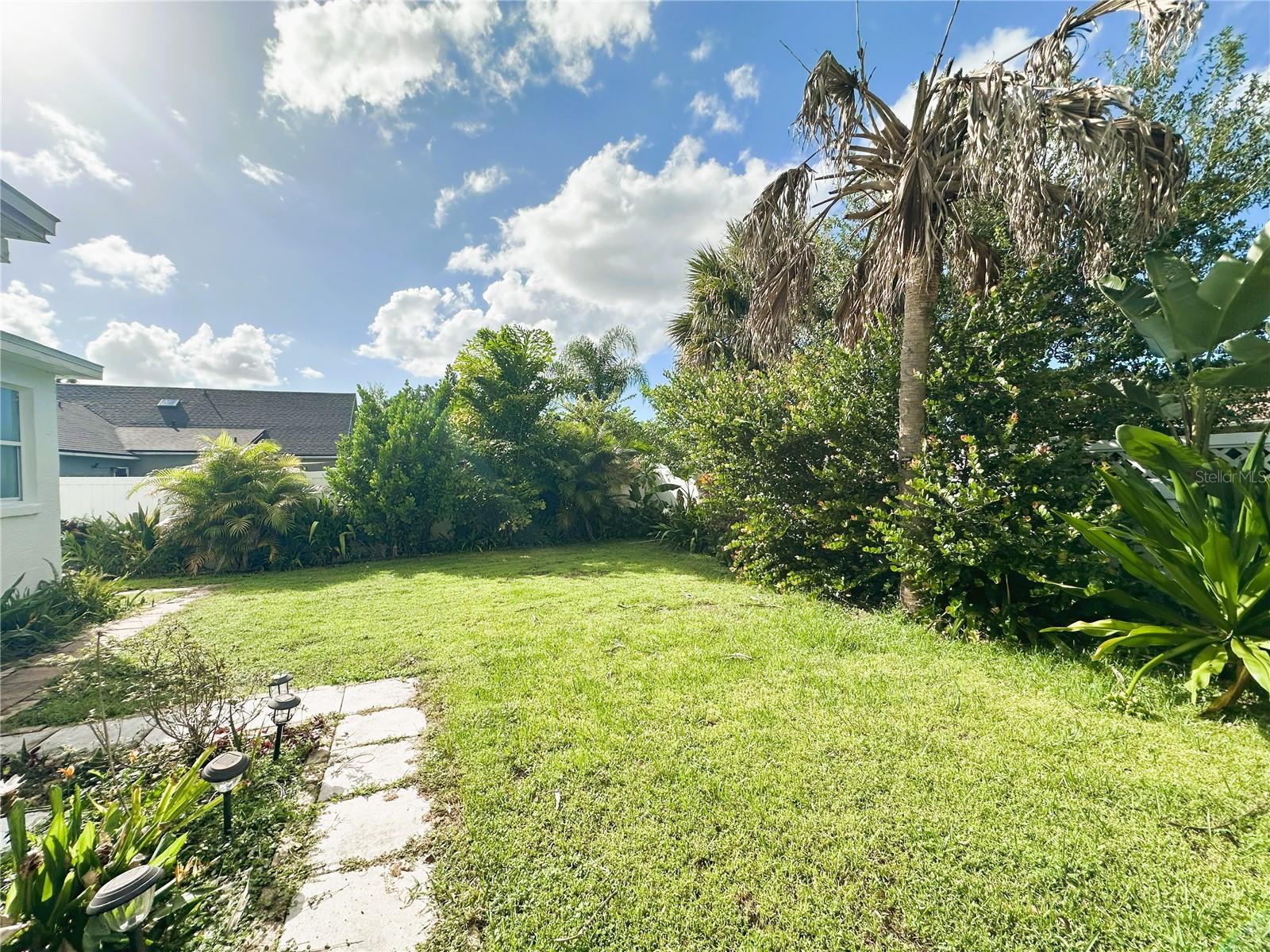 Image 34 of 43 For 700 Castillo Place