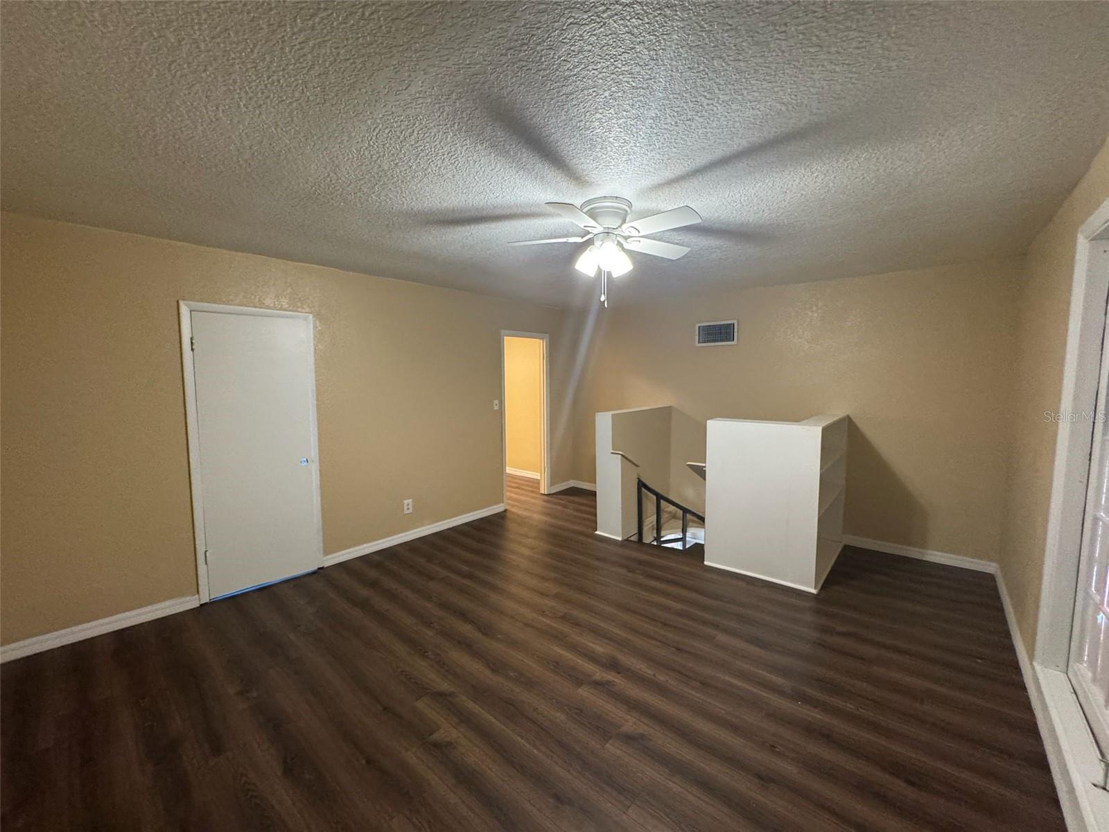 Image 7 of 10 For 10031 Union Park Drive B