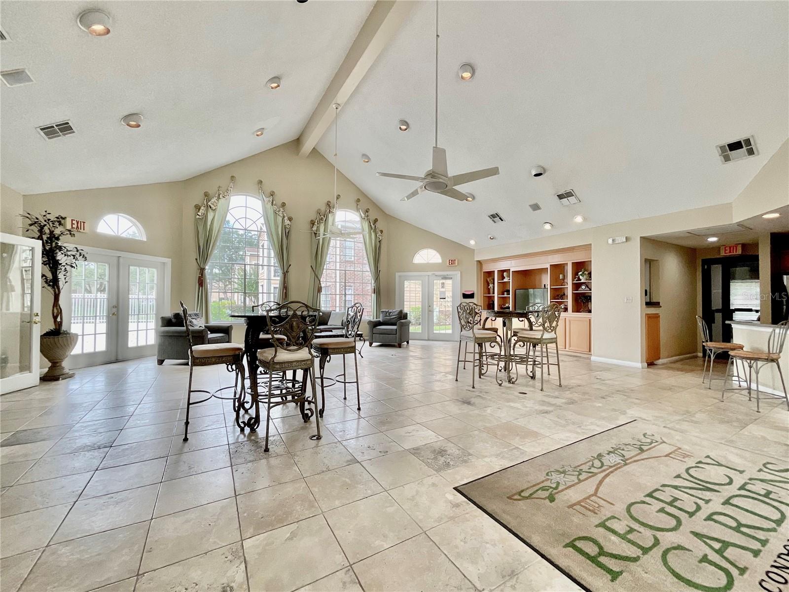 Image 19 of 25 For 4350 Perkinshire Lane 103