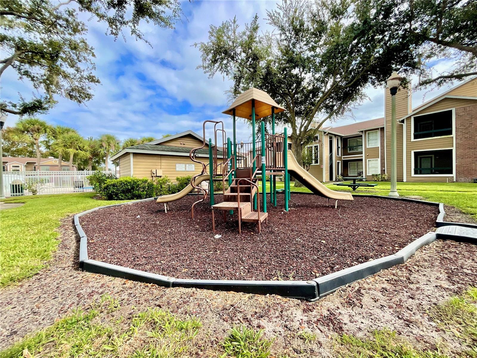 Image 21 of 25 For 4350 Perkinshire Lane 103