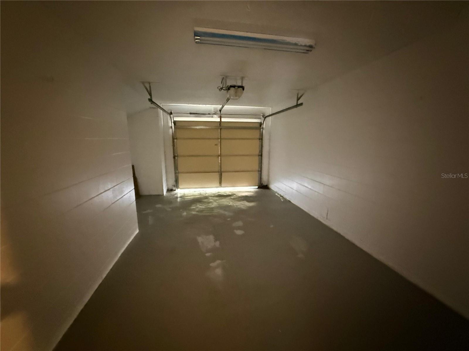 Image 11 of 12 For 103 Lakepointe Circle