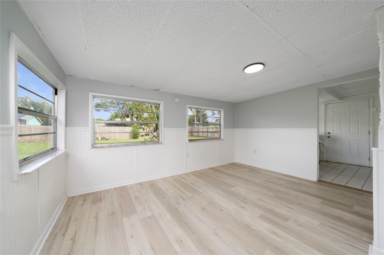 Image 12 of 36 For 1034 Falcon Street