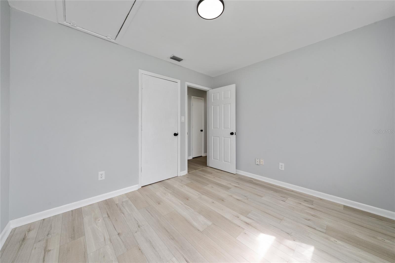 Image 19 of 36 For 1034 Falcon Street