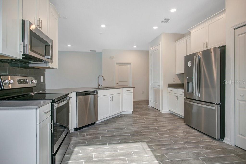 Image 5 of 35 For 2971 Camden Way