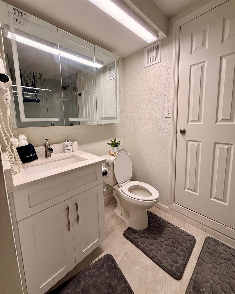 Listing photo id 27 for 8117 Bay Drive