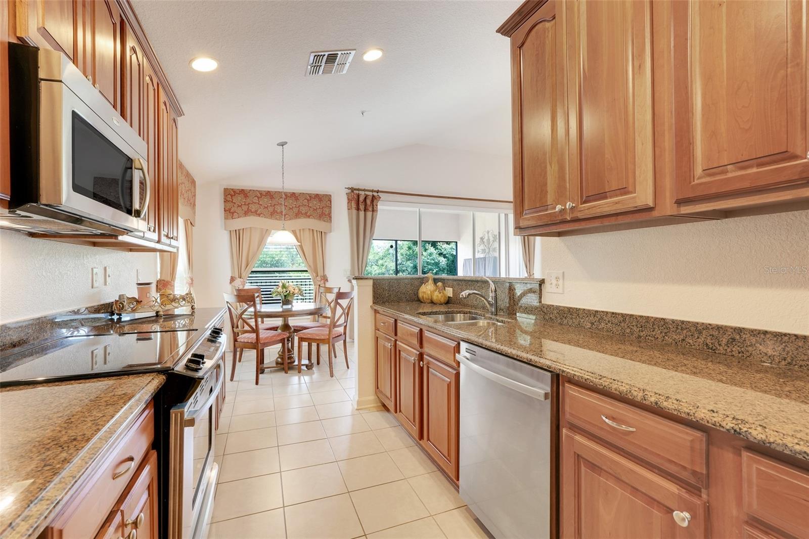 Image 15 of 55 For 8374 Quimby Circle 8374