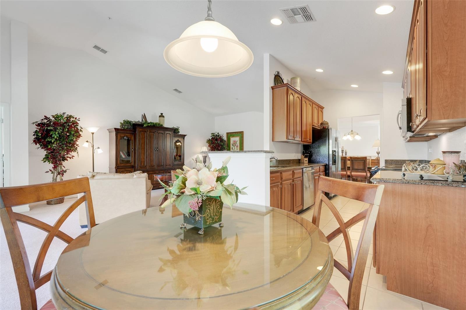 Image 18 of 55 For 8374 Quimby Circle 8374