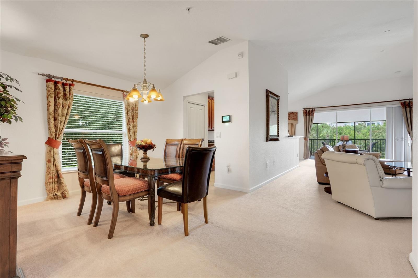 Image 4 of 55 For 8374 Quimby Circle 8374