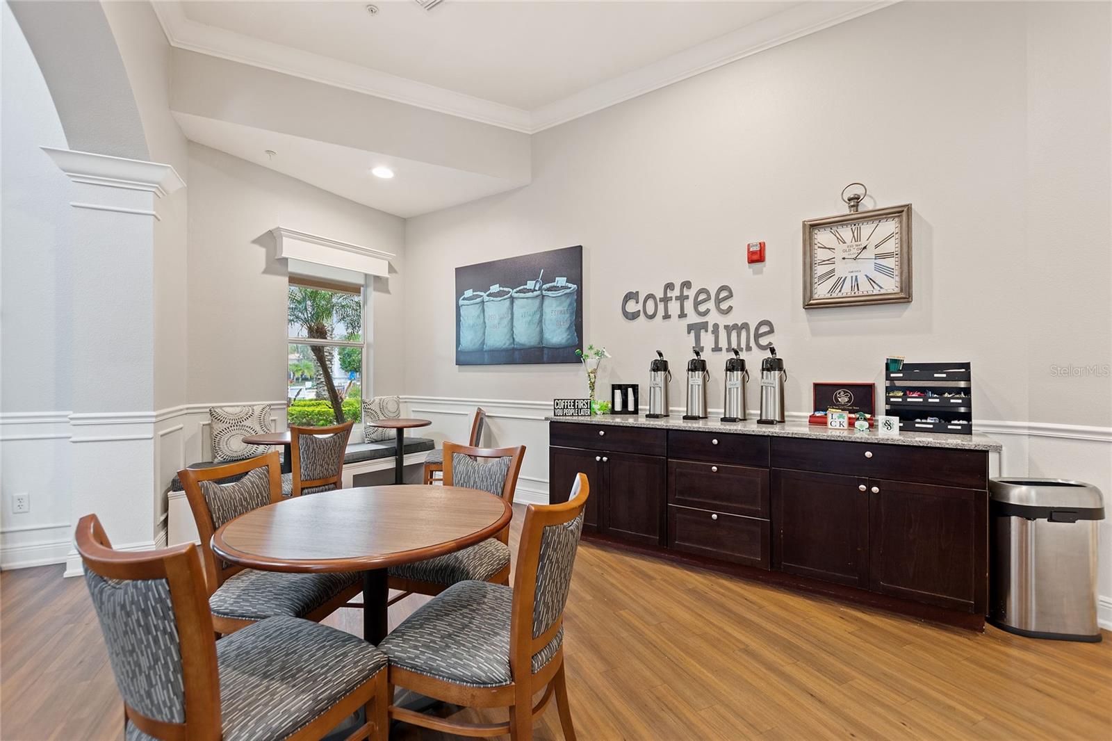 Image 40 of 55 For 8374 Quimby Circle 8374