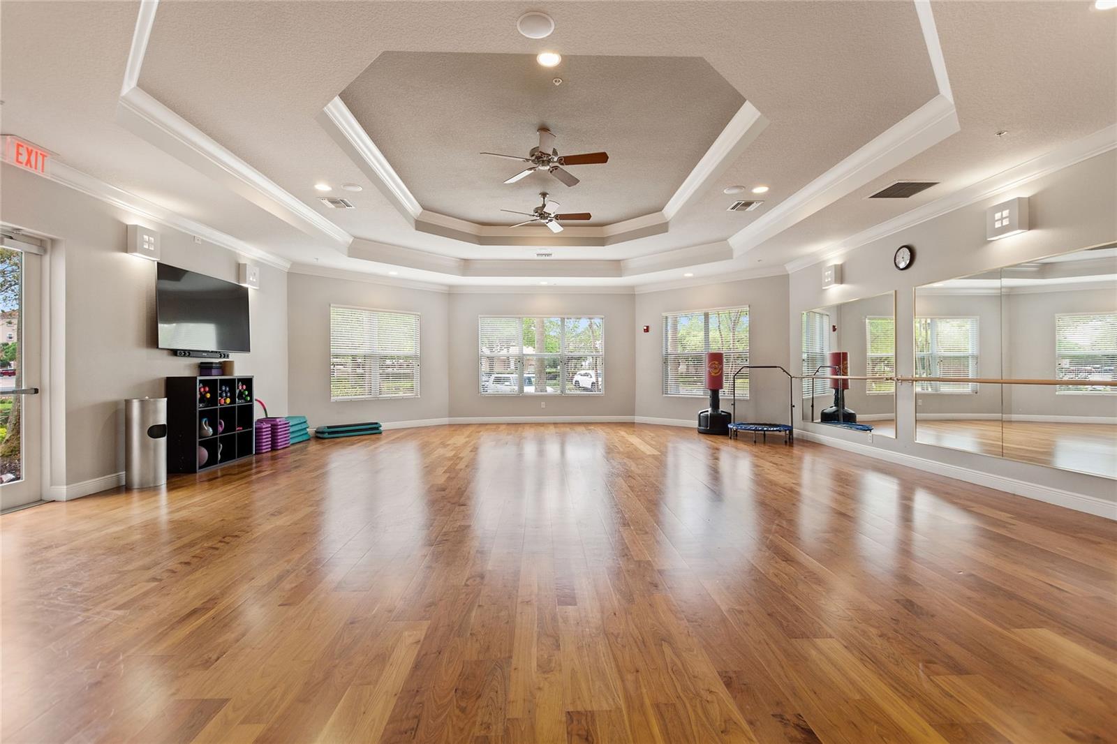 Image 46 of 55 For 8374 Quimby Circle 8374