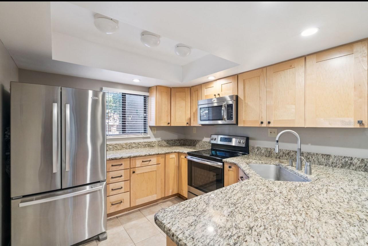 Image 12 of 12 For 1056 Michigan Street 1056