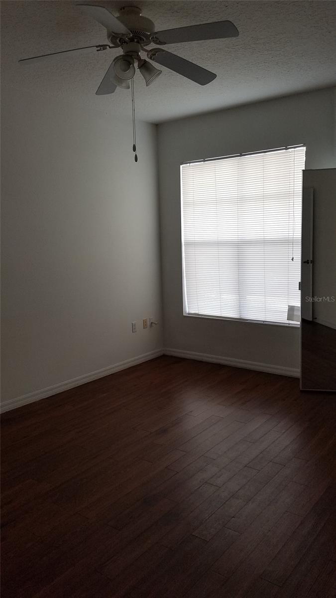 Image 9 of 10 For 5500 Metrowest Boulevard 102