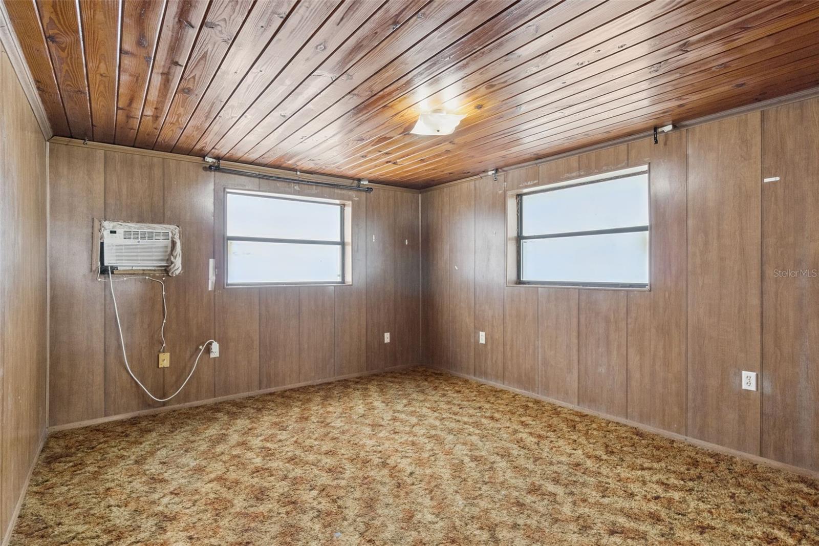 Image 15 of 19 For 410 Still Street