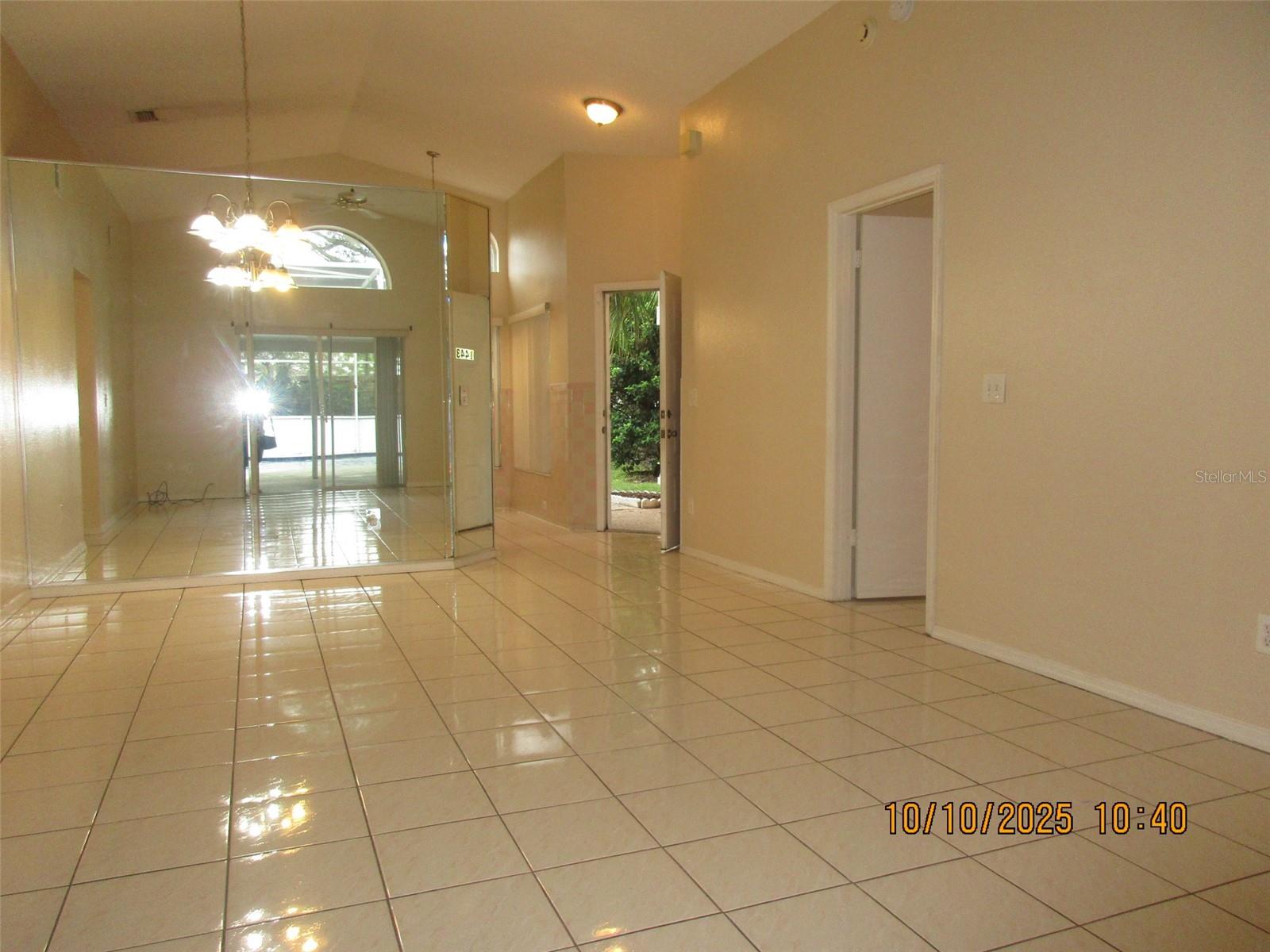 Image 14 of 21 For 1443 Coldwater Court