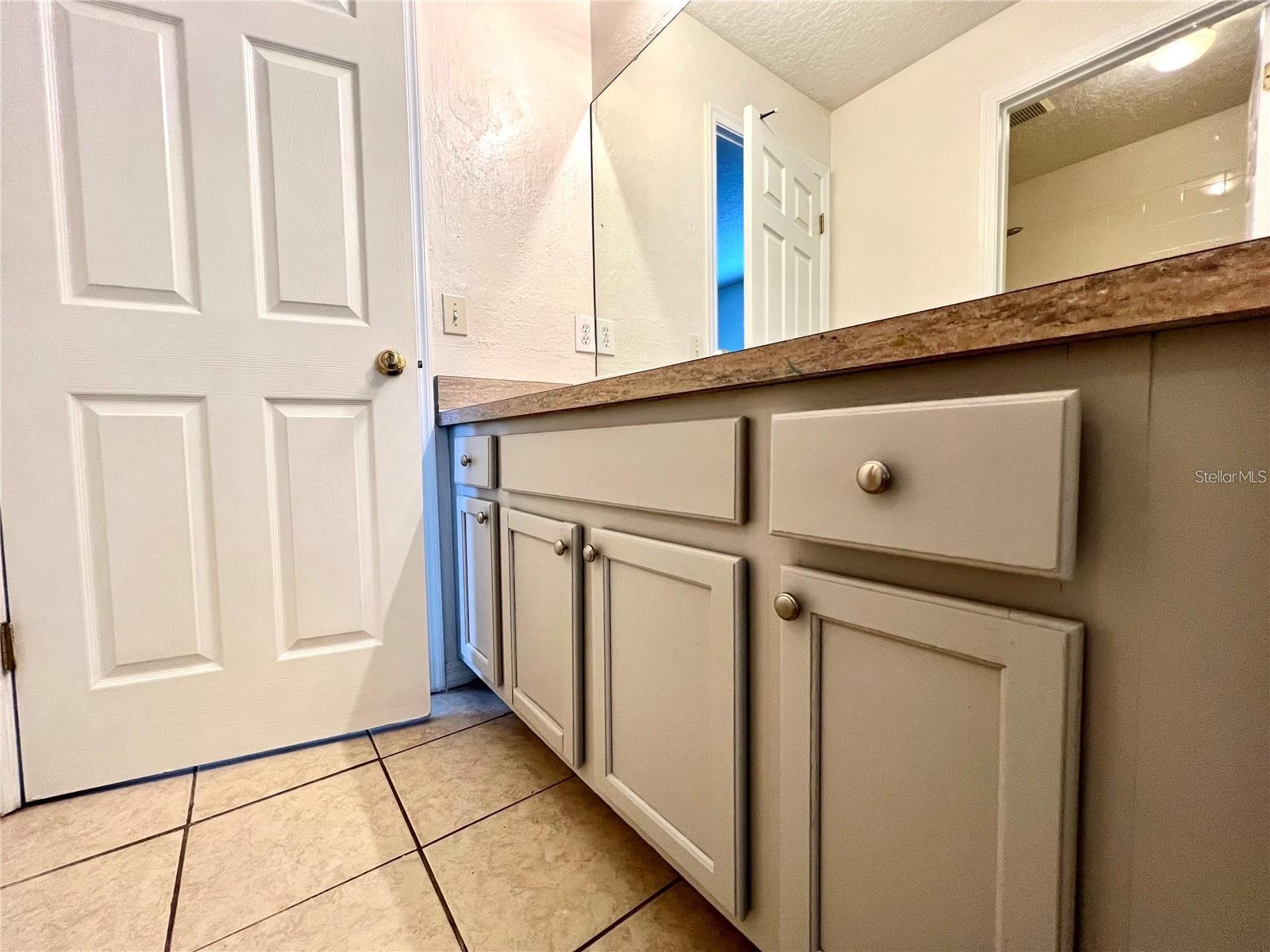 Image 10 of 39 For 1140 Cedarwood Way