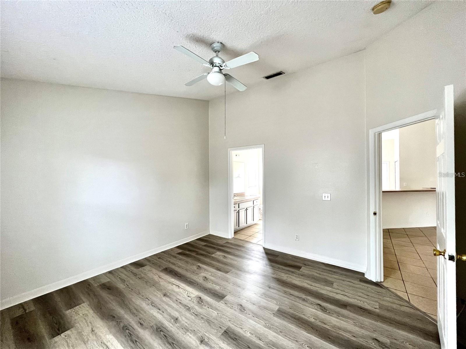 Image 24 of 39 For 1140 Cedarwood Way