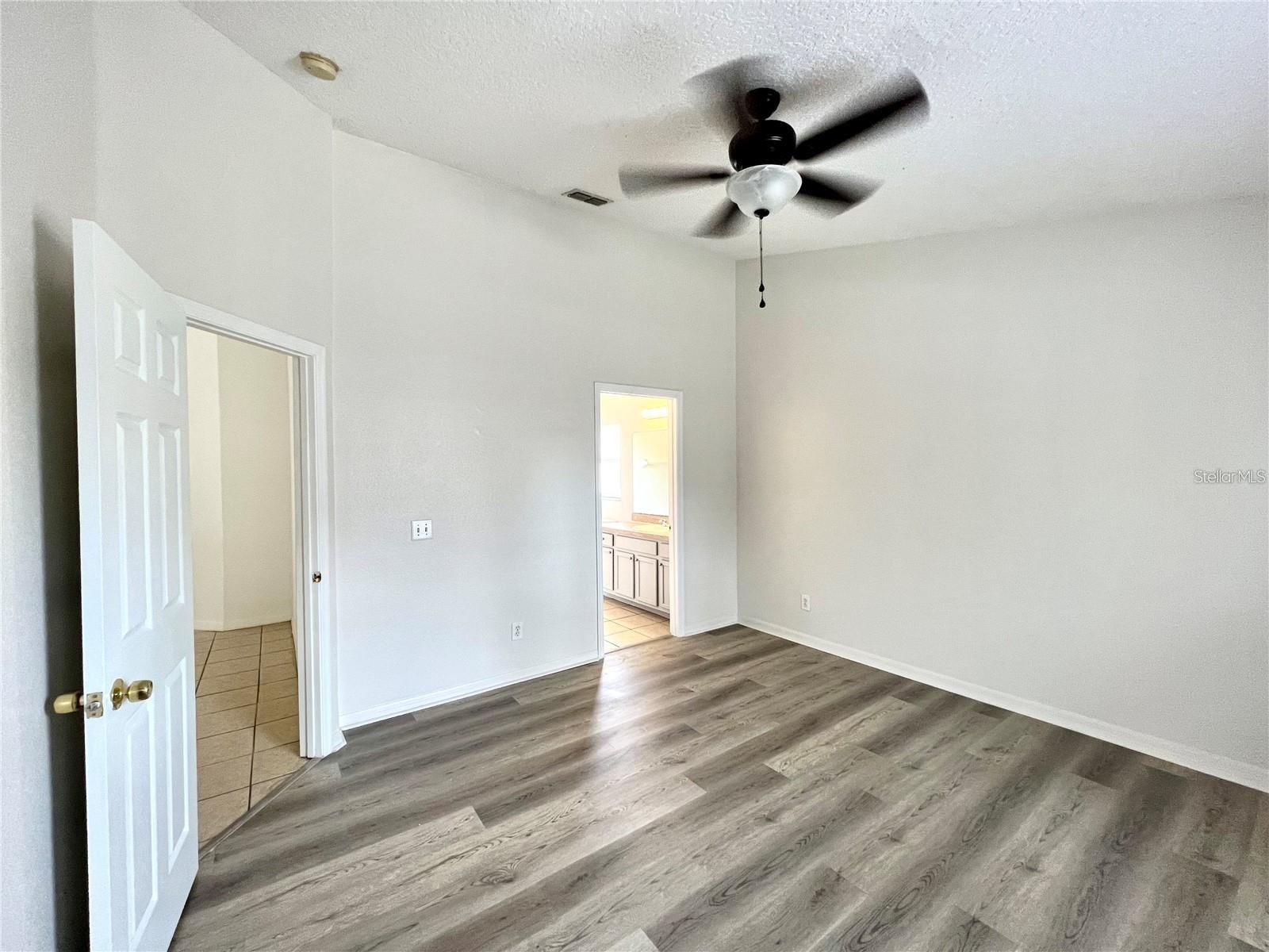 Image 29 of 39 For 1140 Cedarwood Way