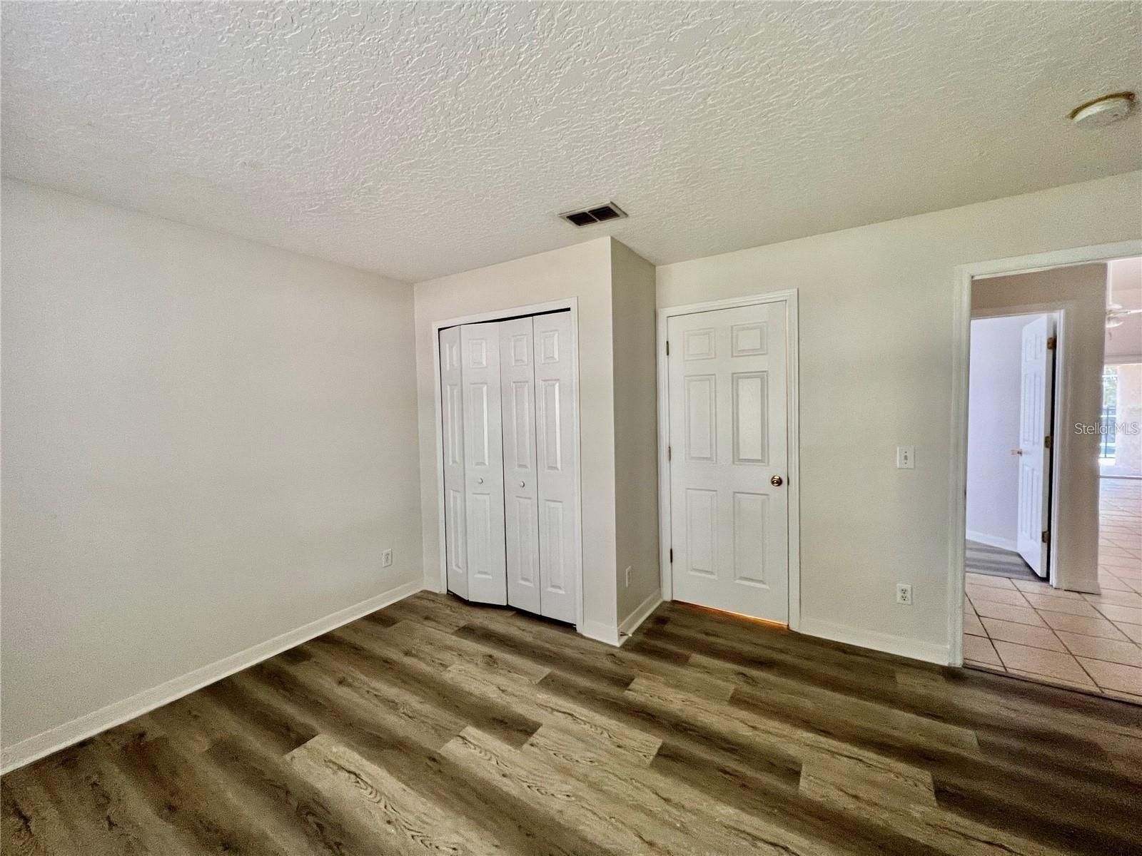 Image 8 of 39 For 1140 Cedarwood Way