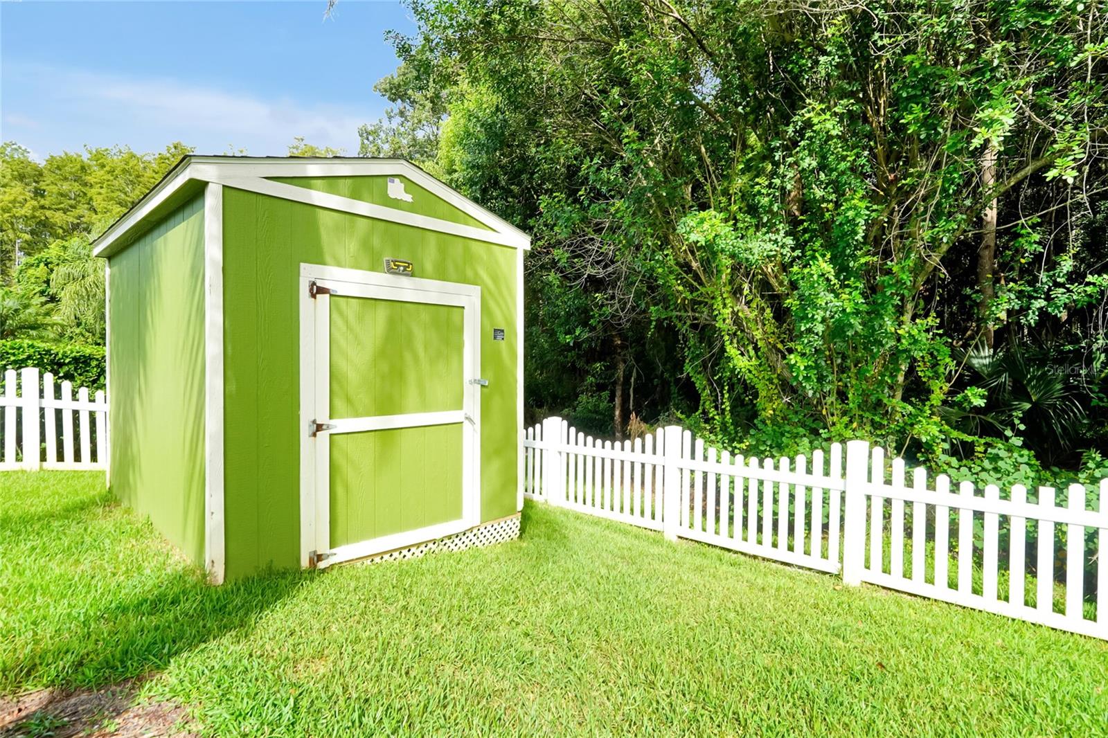 Image 41 of 49 For 868 Seneca Trl