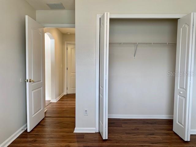 Image 10 of 35 For 15438 Markham Drive